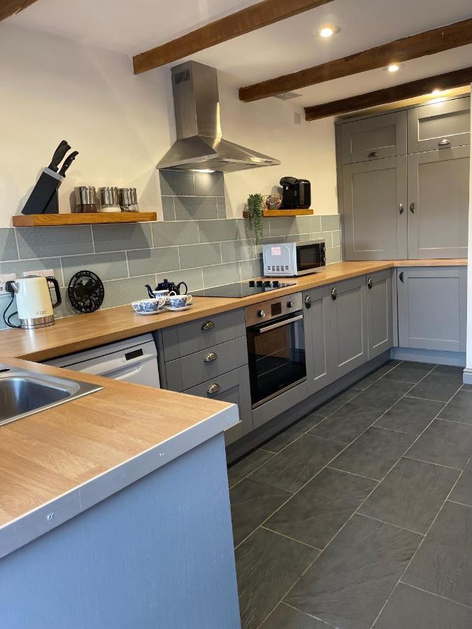Cilhendre Holiday Cottages - The Dairy Swansea Kültér fotó